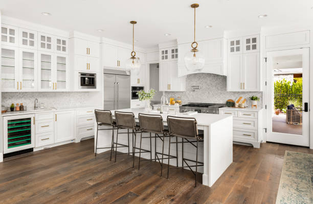 24/7 Emergency Cabinet Installation experts in Columbia, KY